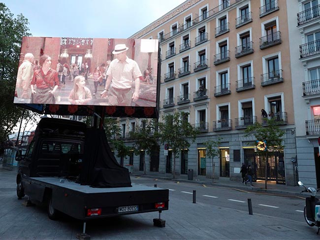 SantaCC - Ese balconing es idea nuestra